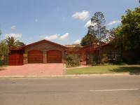 3 Bedroom 3 Bathroom House for Sale for sale in Helikon Park