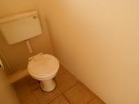 Bathroom 3+ - 5 square meters of property in Helikon Park