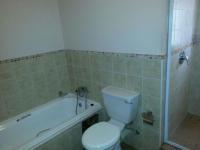 Main Bathroom - 9 square meters of property in Emalahleni (Witbank) 