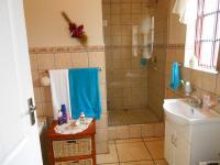 Main Bathroom - 7 square meters of property in Meerhof