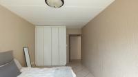 Bed Room 1 - 17 square meters of property in Sunninghill