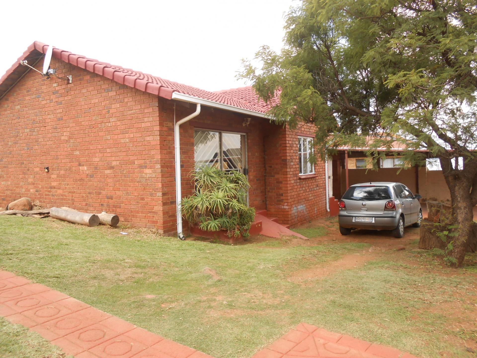 3 Bedroom House for Sale For Sale in Naturena - Home Sell