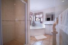 Main Bathroom - 12 square meters of property in Woodhill Golf Estate