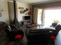 Lounges - 50 square meters of property in Henley-on-Klip