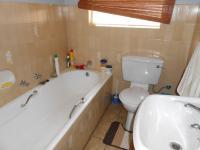 Bathroom 1 - 3 square meters of property in Dalpark