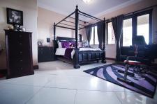 Bed Room 2 - 37 square meters of property in Boardwalk Manor Estate