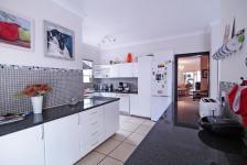 Kitchen - 41 square meters of property in Silver Lakes Golf Estate