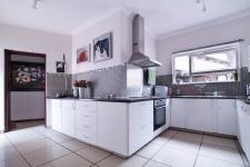 Kitchen - 41 square meters of property in Silver Lakes Golf Estate