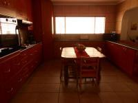 Kitchen - 47 square meters of property in Bonaero Park