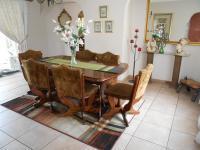 Dining Room - 21 square meters of property in Bonaero Park