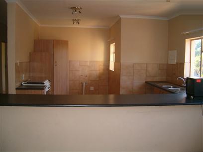 3 Bedroom Cluster to Rent in Dorandia - Property to rent - MR12305