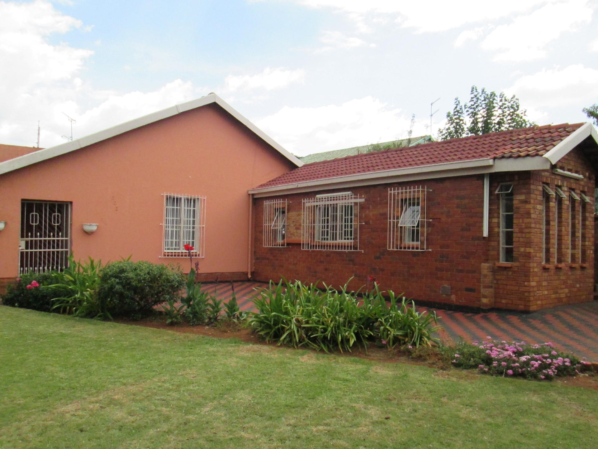 Front View of property in Lenasia