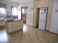 Kitchen - 31 square meters of property in Umtentweni