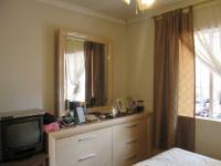 Main Bedroom - 10 square meters of property in Lenasia South