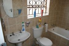 Main Bathroom - 5 square meters of property in Atteridgeville