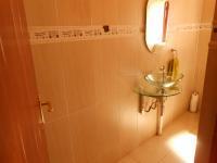 Bathroom 1 - 5 square meters of property in Pebble Rock