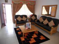 Lounges - 45 square meters of property in Queensburgh