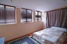 Bed Room 1 - 15 square meters of property in Woodhill Golf Estate