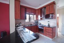 Kitchen - 20 square meters of property in Willow Acres Estate