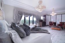 Main Bedroom - 38 square meters of property in Willow Acres Estate