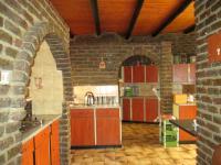 Kitchen - 31 square meters of property in Henley-on-Klip