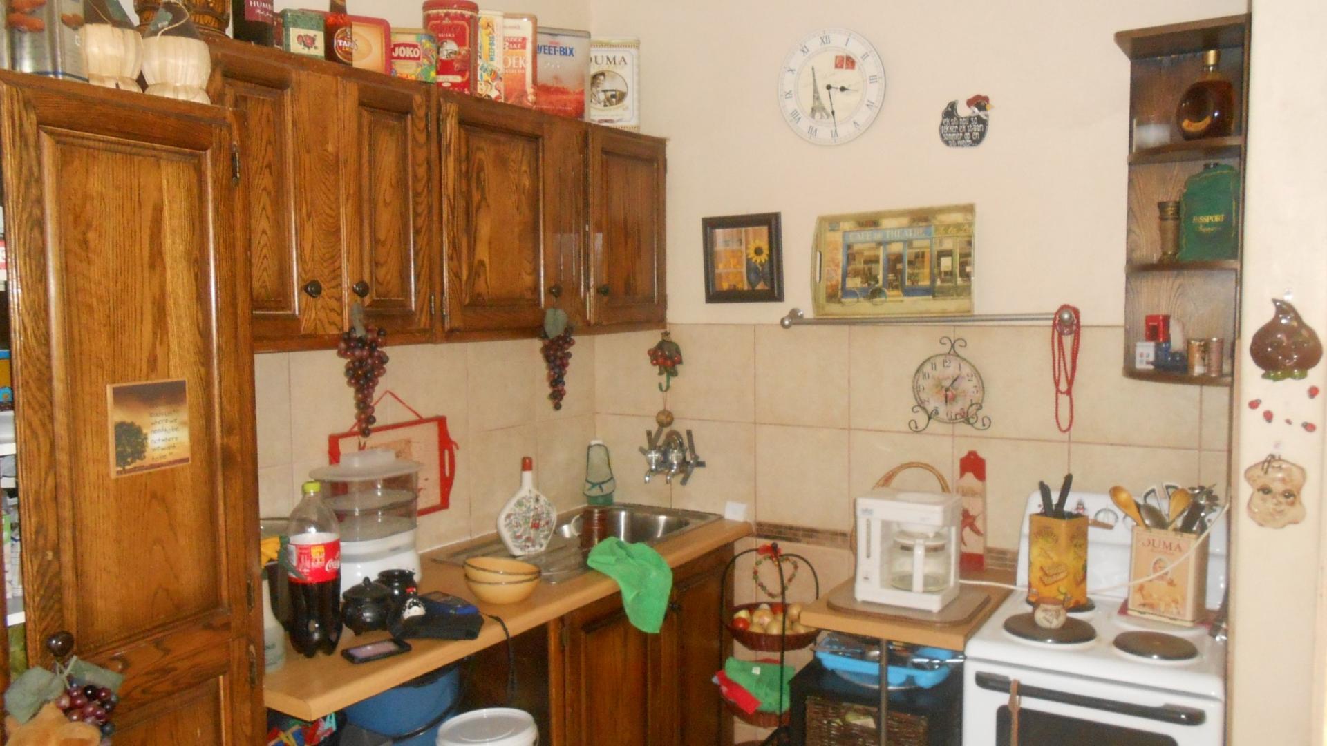 Kitchen of property in Annlin