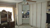 Main Bedroom - 32 square meters of property in Lenasia South