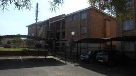 2 Bedroom 1 Bathroom Flat/Apartment for Sale for sale in Heuweloord