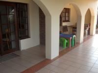 Spaces - 93 square meters of property in Hibberdene