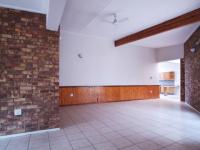 Dining Room - 32 square meters of property in Silver Lakes Golf Estate