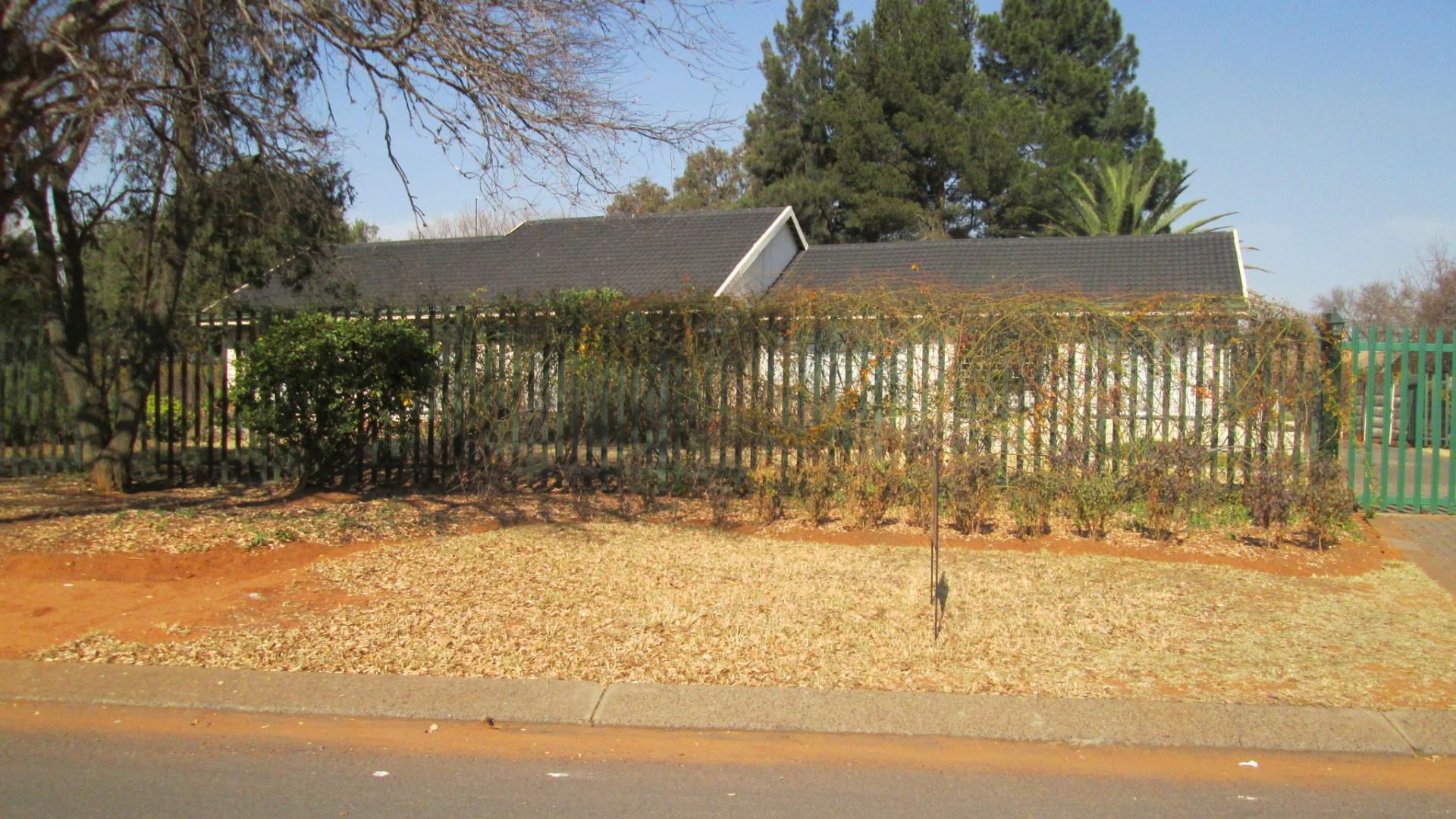 Front View of property in Vereeniging