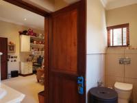 Bathroom 2 - 7 square meters of property in Woodhill Golf Estate