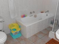 Main Bathroom - 6 square meters of property in Dalpark