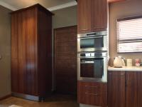 Kitchen - 14 square meters of property in Newmark Estate