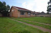 Front View of property in Vaalpark