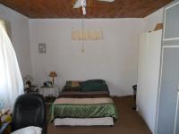 Main Bedroom - 29 square meters of property in Trafalgar