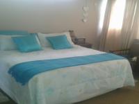 Main Bedroom - 27 square meters of property in Kleinmond