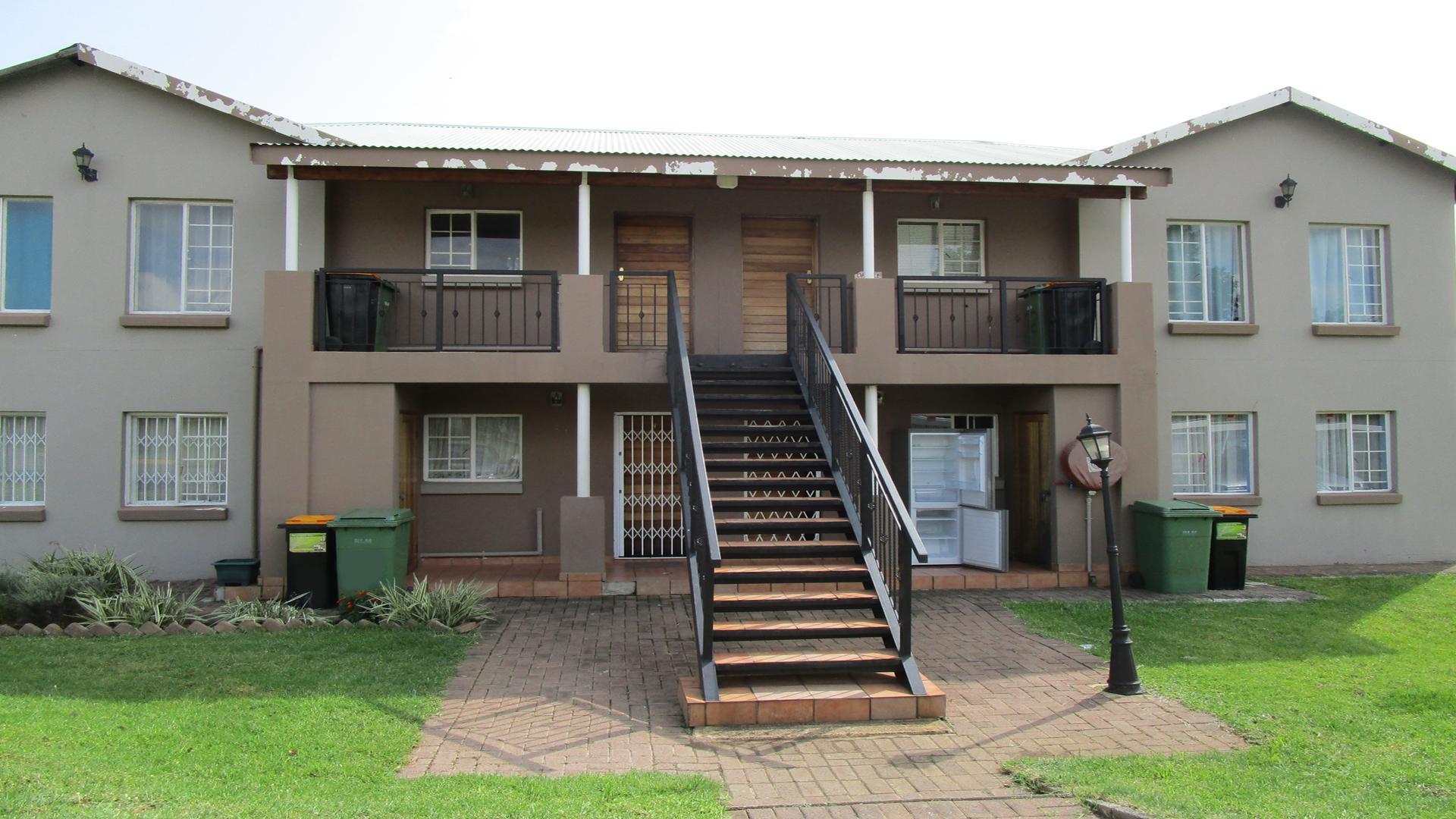 Front View of property in Rustenburg