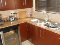 Kitchen - 39 square meters of property in Midlands Estate