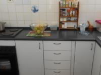 Kitchen - 10 square meters of property in Bonaero Park