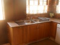 Kitchen - 29 square meters of property in Boschkop