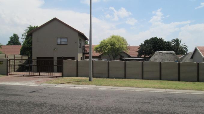 5 Bedroom House for Sale For Sale in Alberton - Private Sale - MR137334