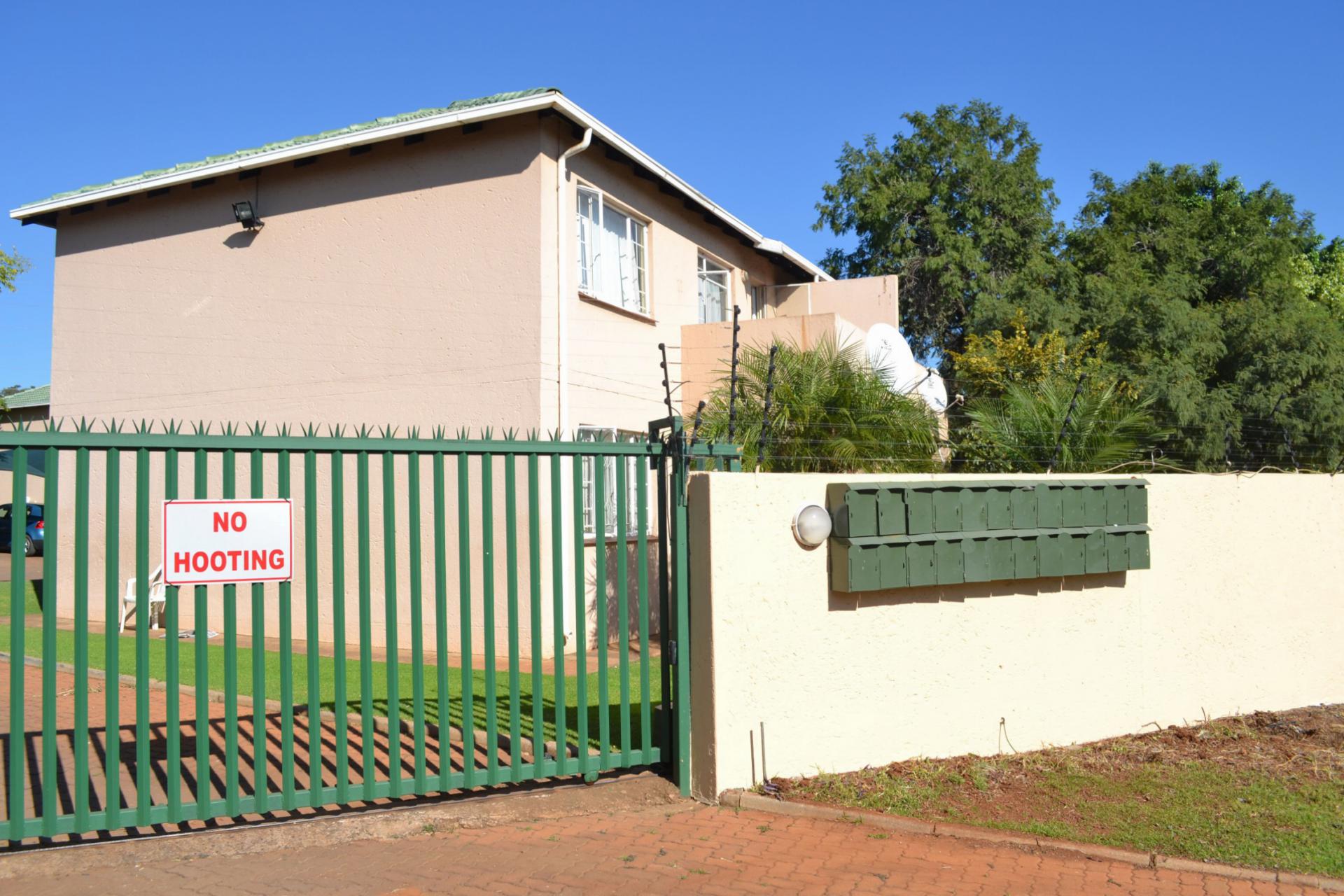 Front View of property in Newlands