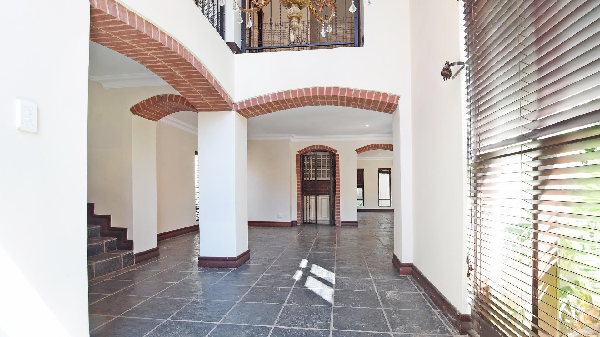 Spaces - 48 square meters of property in Silver Lakes Golf Estate