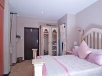 Bed Room 1 - 19 square meters of property in Woodhill Golf Estate