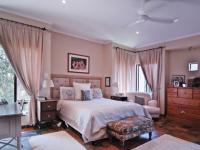 Main Bedroom - 36 square meters of property in Woodhill Golf Estate