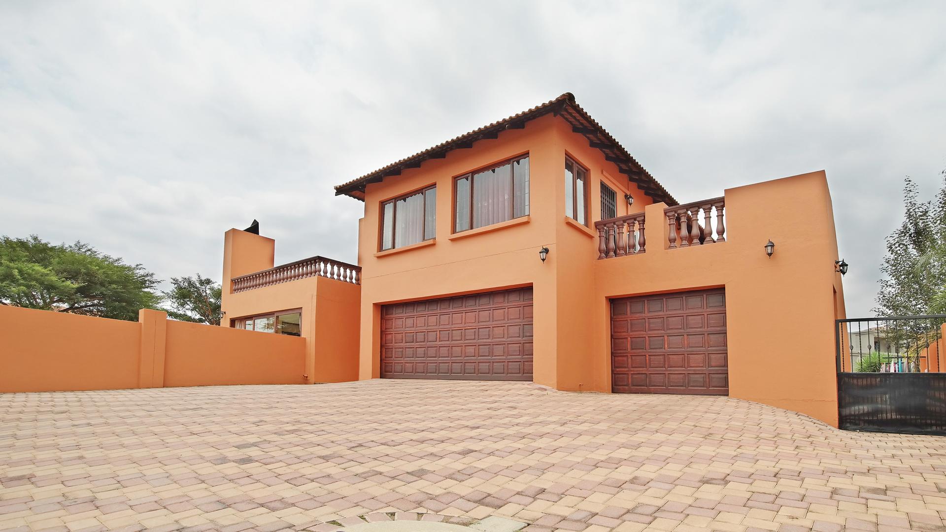 Front View of property in Six Fountains Estate