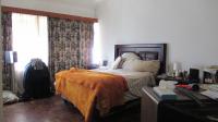 Main Bedroom - 27 square meters of property in Dewetshof