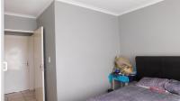 Main Bedroom - 15 square meters of property in Kosmosdal