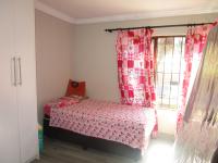 Bed Room 2 - 14 square meters of property in Liefde en Vrede